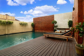 Отель OYO 612 Dante Guesthouse  Gianyar
